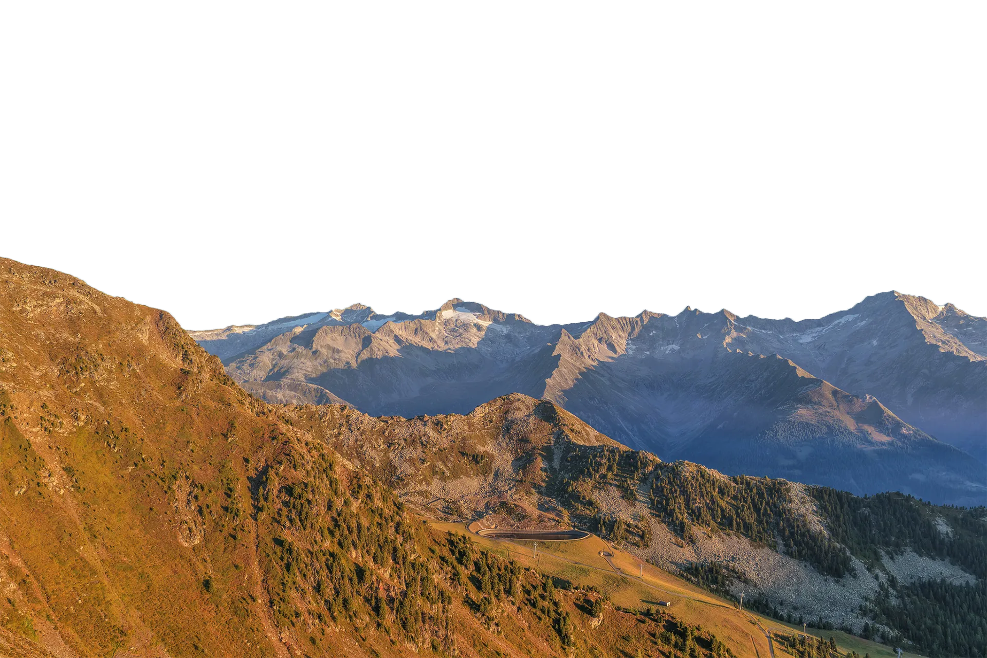 Alpenpanorama Speikboden im Abendlicht mit Speichersee und Liftinfrastruktur