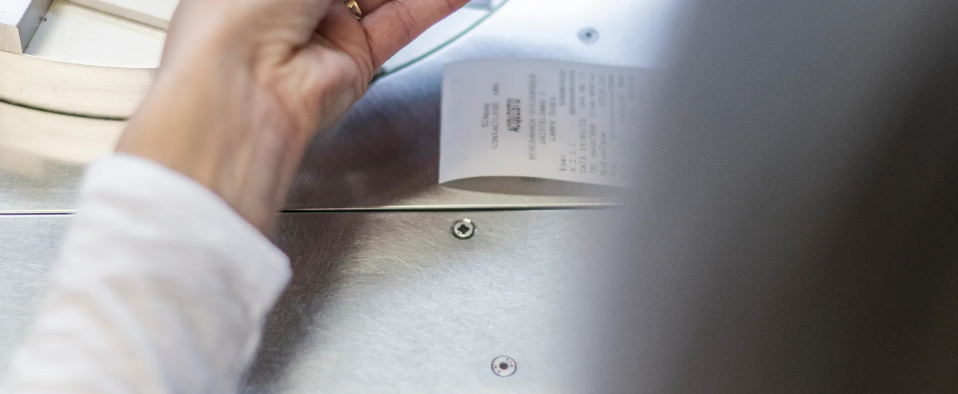 Ski pass collection at Skiworld Ahrntal ticket desk: 4 ski areas, 76 km slopes, 21 lifts